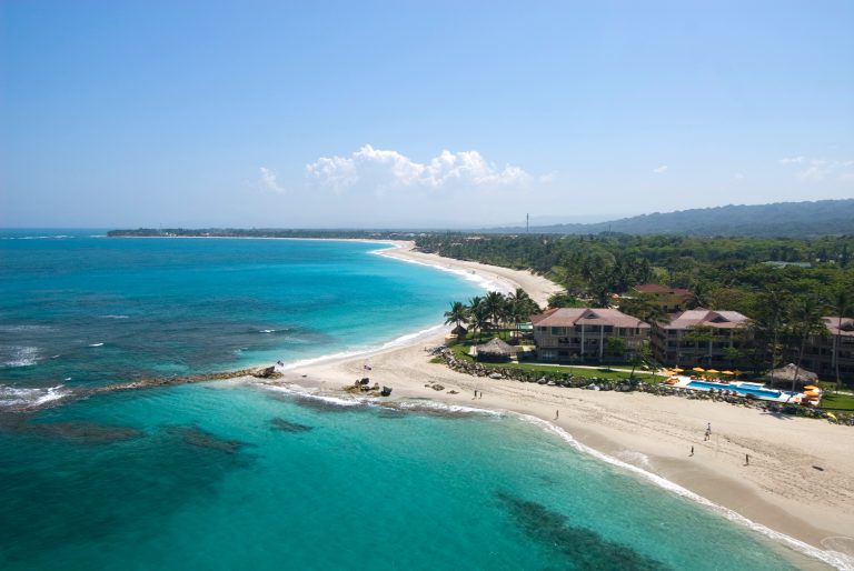 Professional Simultaneous Conference Interpretation Services in Santo Domingo, the Dominican Republic
